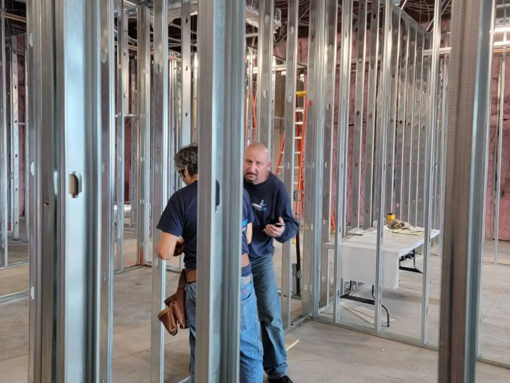 Zavza Seal workers in aspen dental,holbrook ny